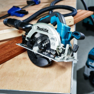 9035H Máy chà nhám rung Makita