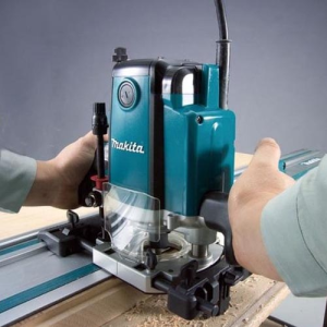 DCS232T Máy cưa xích chạy xăng Makita (22.2ml/250mm/