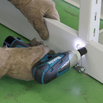 Makita TW100DWE Máy siết bu lông dùng pin(9.5mm)(10.8v) (kèm 02 pin 1.5ah + sạc)