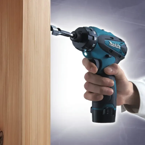 Makita DF030DZ Máy khoan và vặn vít dùng pin(10.8v) (không kèm pin sạc)