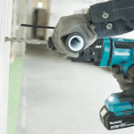 Makita DHR182RTJ Máy khoan bê tông 3 chức năng dùng pin (kèm 02 pin 5.0 + sạc nhanh)