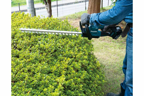FJ202DZM Áo khoác làm mát dùng pin-size m Makita (không kèm pin sạc)
