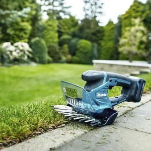 Makita UM600DZ Máy tỉa cỏ dùng pin(12v max) (không kèm pin sạc)