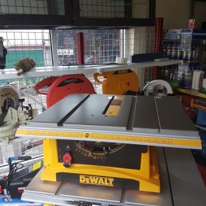 DCCS620B Máy cưa xích dùng pin Dewalt 20V