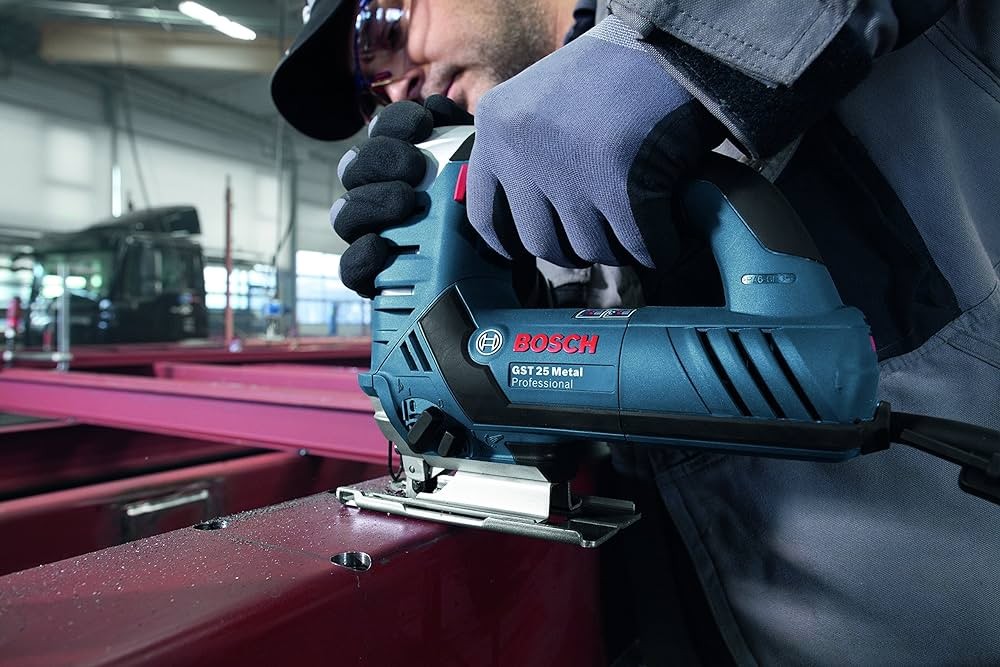 GST 12V-LI Máy cưa lọng dùng pin Bosch