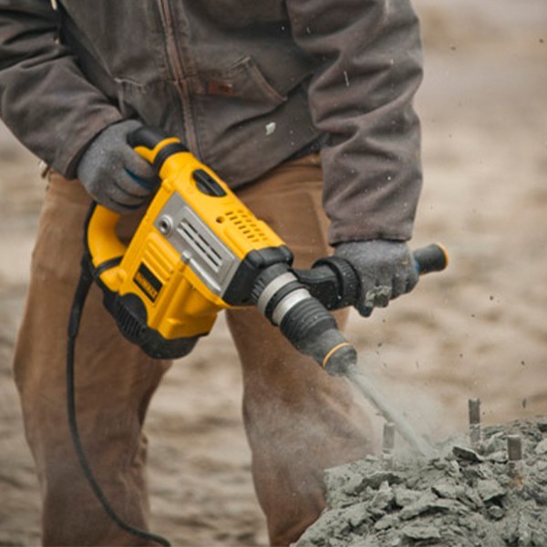 Dewalt D25144KA-B1 Máy khoan đục bê tông Dewalt