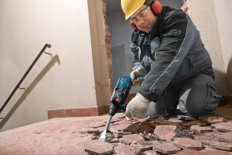 Khám phá Sức Mạnh Đột Phá của Máy khoan bê tông Bosch GBH 2-28 DV