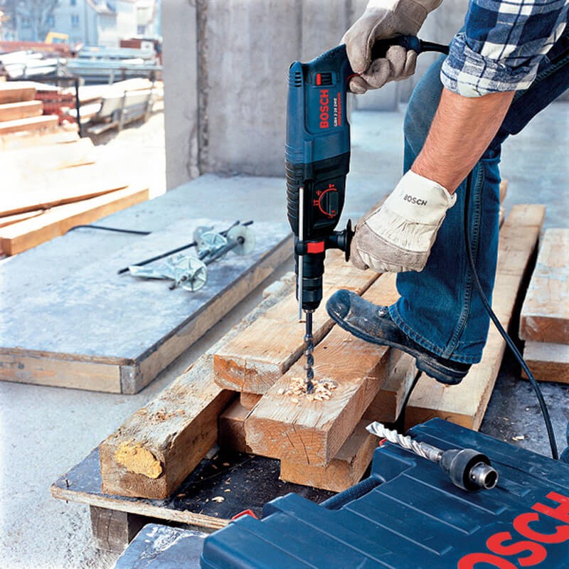 Bosch GBH 2-26 RE – Chiếc Máy Khoan Bê Tông Đáng Mua Nhất Trong Tầm Giá